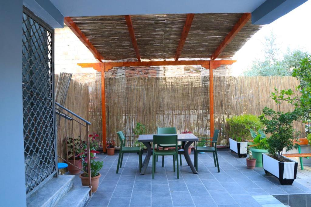 Albora Guest House Fier Exterior photo